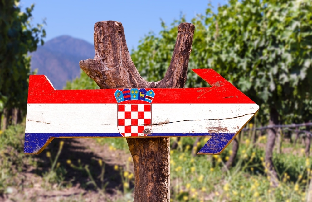 bigstock-croatia-flag-wooden-sign-with--95330417_1000